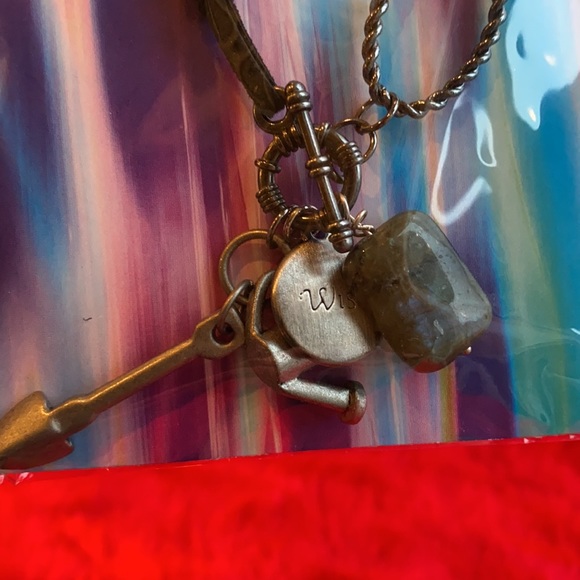 Labradorite, wish and shovel/watering can pendants - Picture 2 of 3